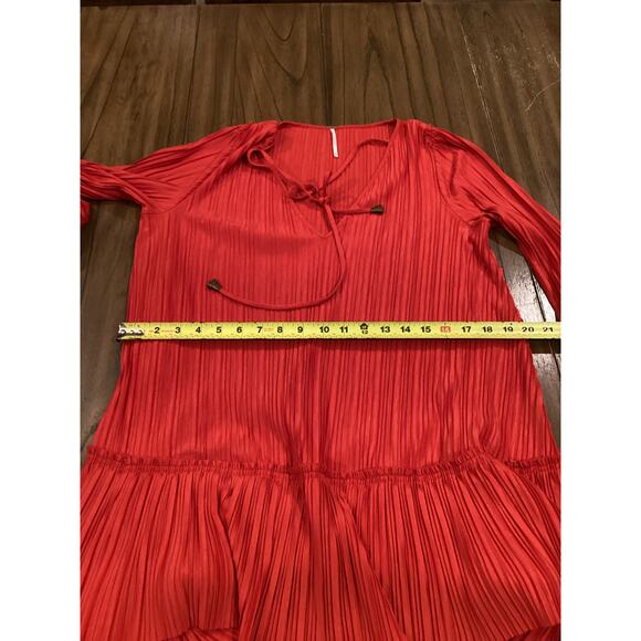Free People Cant Help it tiered pleated red Long sleeve boho mini dress xs - Picture 6 of 10